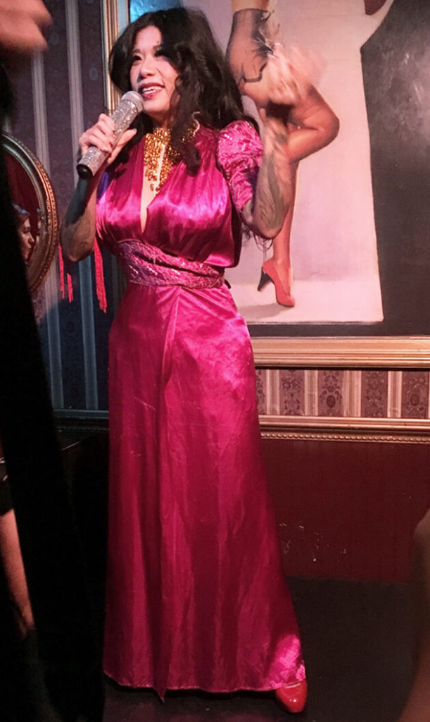 ニッチな世界へようこそ&hellip;衝撃的なナイトショー、ナース ベティ（Nurse Bettie） - ロウアーイースト サイド, ハッピーアワー, バー, ナイトスポット, ショー, エンターテインメント