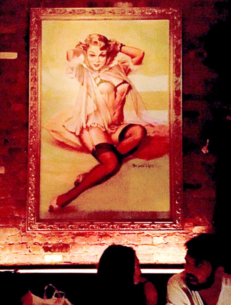 ニッチな世界へようこそ&hellip;衝撃的なナイトショー、ナース ベティ（Nurse Bettie） - ロウアーイースト サイド, ハッピーアワー, バー, ナイトスポット, ショー, エンターテインメント