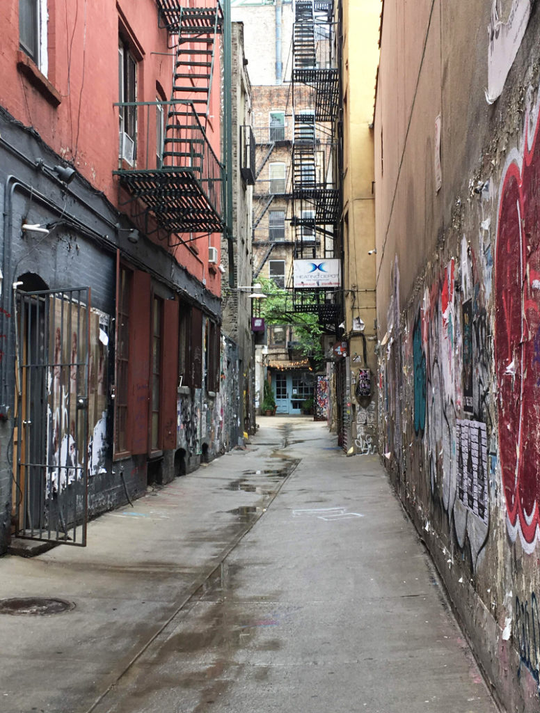 生命のパワーみなぎるレストラン、フリーマンズ(Freemans) 生命のパワーみなぎるレストラン、フリーマンズ(Freemans) -