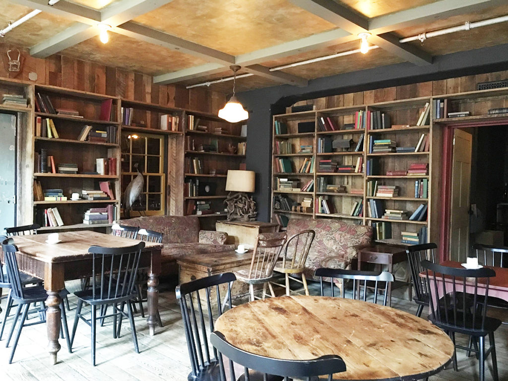 生命のパワーみなぎるレストラン、フリーマンズ(Freemans) 生命のパワーみなぎるレストラン、フリーマンズ(Freemans) -