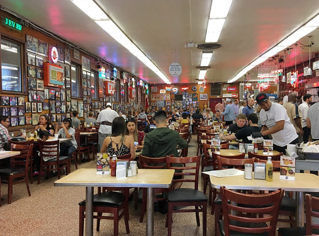 ハーフサイズで満腹！あの映画で名シーン爆誕のユダヤ料理レストラン、カッツ・デリカテッセン（Katz's Delicatessen） - 肉, ロウアーイースト サイド, ランチ, ブランチ, ハンバーガー, チャイナタウン, グルメ