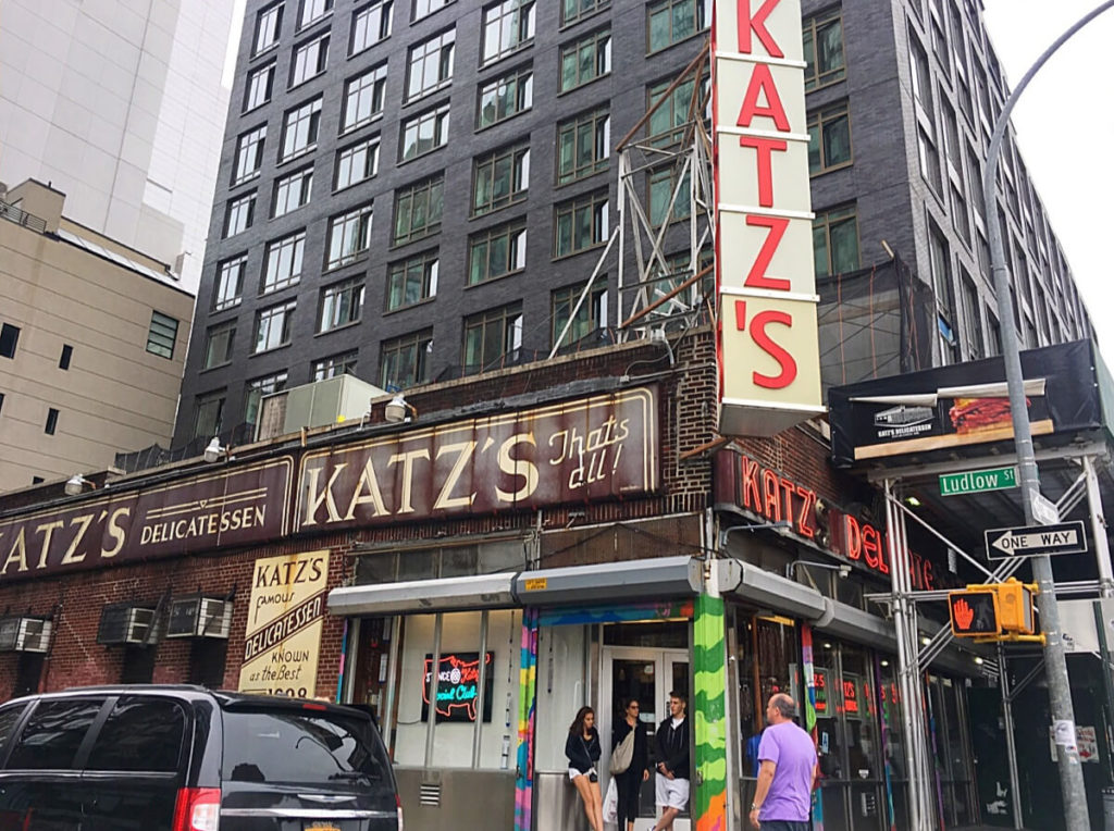 ハーフサイズで満腹！あの映画で名シーン爆誕のユダヤ料理レストラン、カッツ・デリカテッセン（Katz's Delicatessen） - 肉, ロウアーイースト サイド, ランチ, ブランチ, ハンバーガー, チャイナタウン, グルメ