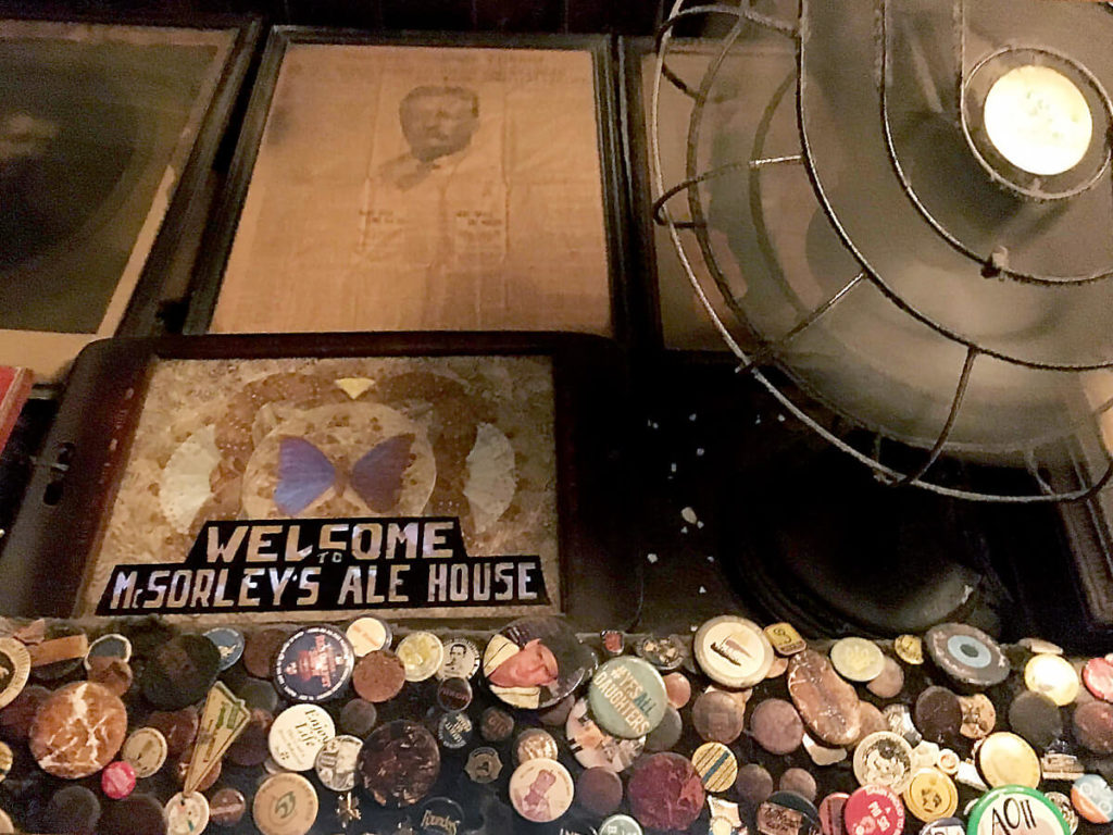 歴史を感じるニューヨーク最古のパブ！マクソリーズ・オールド・エール・ハウス（McSorley's Old Ale House） - 歴史, ビール, バー, イーストヴィレッジ, アイリッシュパブ