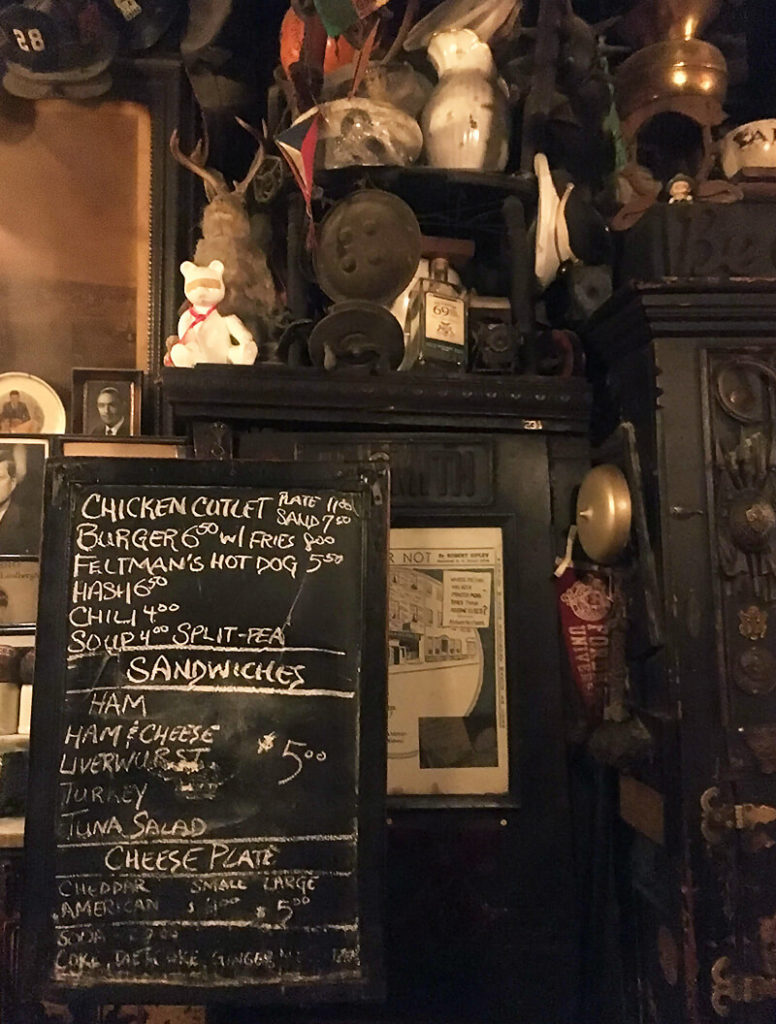 歴史を感じるニューヨーク最古のパブ！マクソリーズ・オールド・エール・ハウス（McSorley's Old Ale House） - 歴史, ビール, バー, イーストヴィレッジ, アイリッシュパブ