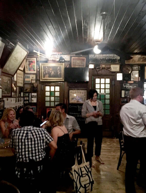 歴史を感じるニューヨーク最古のパブ！マクソリーズ・オールド・エール・ハウス（McSorley's Old Ale House） - 歴史, ビール, バー, イーストヴィレッジ, アイリッシュパブ