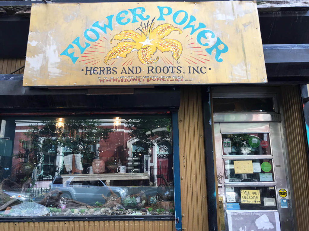 自然界からおすそ分けされた美と健康をお持ち帰り！フラワーパワー（Flower Power Herbs & Roots Inc） - 雑貨, 紅茶, 癒し, 健康, バスグッズ, ナチュラル, ショップ, お土産, イーストビレッジ, アロマオイル