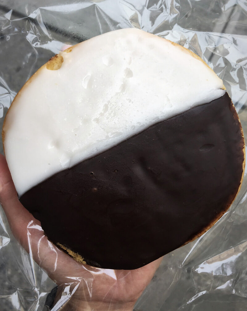 ニューヨークで1位のクッキーを求めて…ウィリアム・グリーンバーグ・デザーツ(William Greenberg Desserts) ニューヨークで1位のクッキーを求めて…ウィリアム・グリーンバーグ・デザーツ(William Greenberg Desserts) - ボリューム, テイクアウト, スイーツ, クッキー, カフェ, アッパーイーストサイド